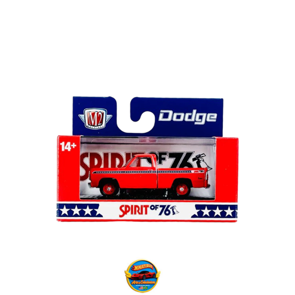 M2 Machines Auto-Thentics – 1976 Dodge D100 Spirit of '76 Red